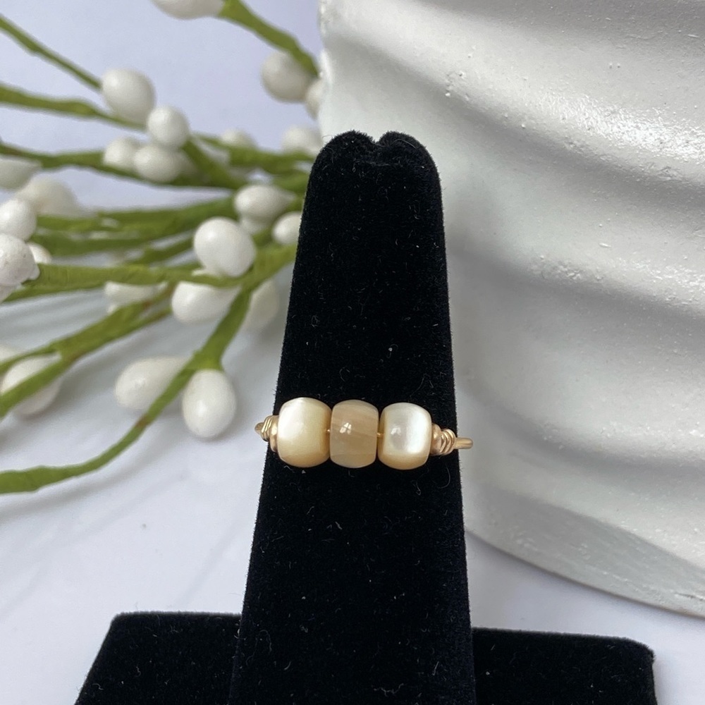 MOTHER of Pearl Shell Gold Wire Wrap Ring - Picture 4 of 10
